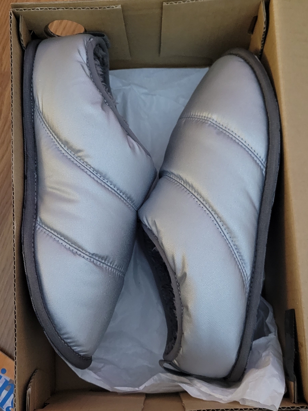 Sorel Hadley Women's Puff Slippers Silver Size 9 NIB